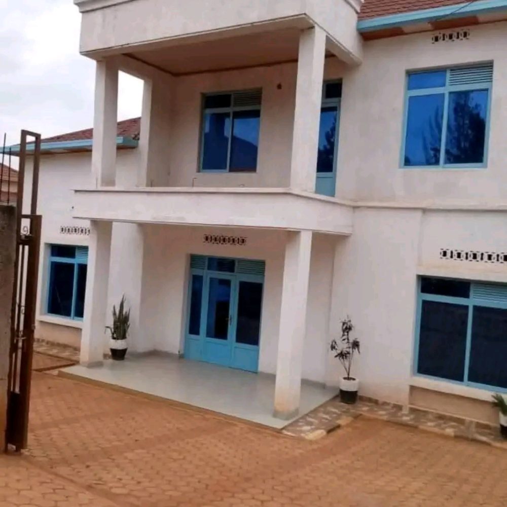 Beautiful house for Sale at Gasogi - 105 M