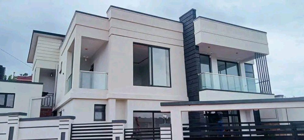 Modern House for Sale at Kicukiro-Kagarama With Stunning Views - 180M